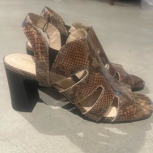 NWT Liz Claiborne dressy sandals